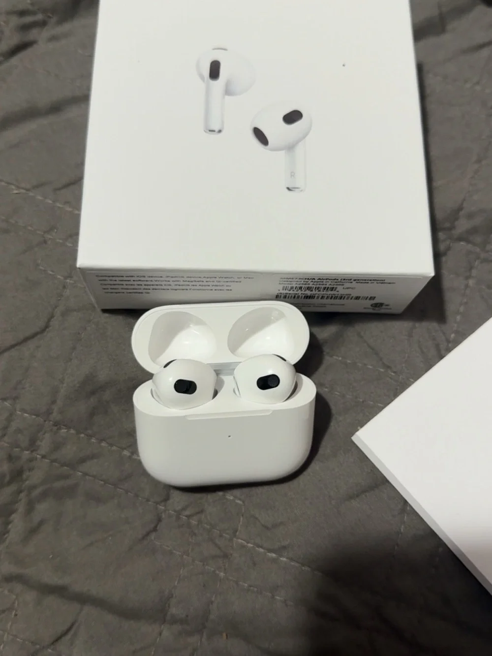 Apple AirPods (3rd generation) Box – White